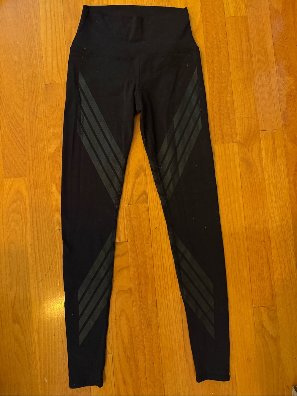 ALO Yoga Black Leggings with Tonal Diagonal Stripe Panels